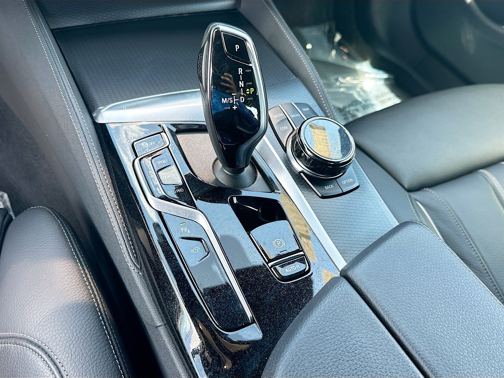 Used 2023 Black Sapphire Metallic BMW M550i xDrive image 15