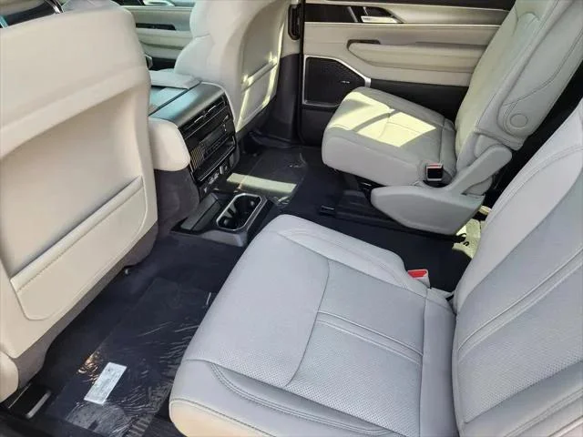 New 2026 Fathom Blue Pearl-Coat Exterior Paint (Late Availability) Jeep Grand Wagoneer image 19