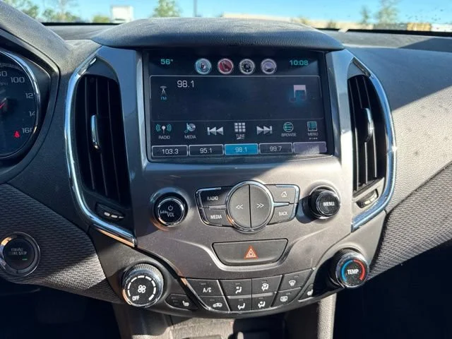 Used 2016 KINETIC BLUE METALLIC Chevrolet LT image 11