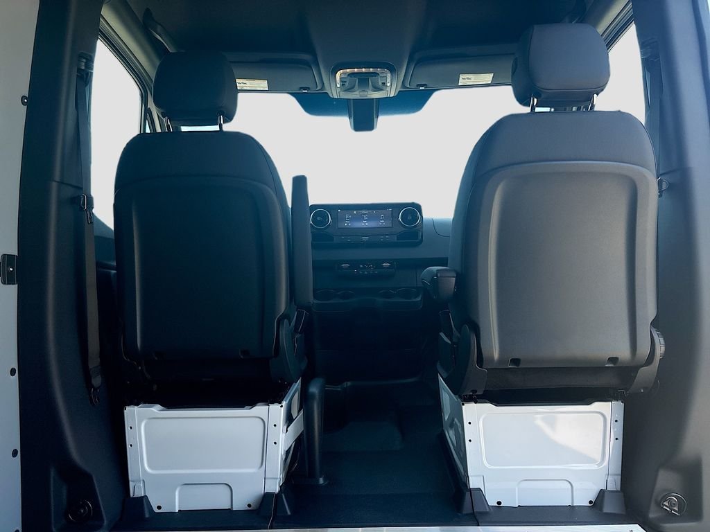 New 2026  Mercedes-Benz Cargo 170 WB image 18