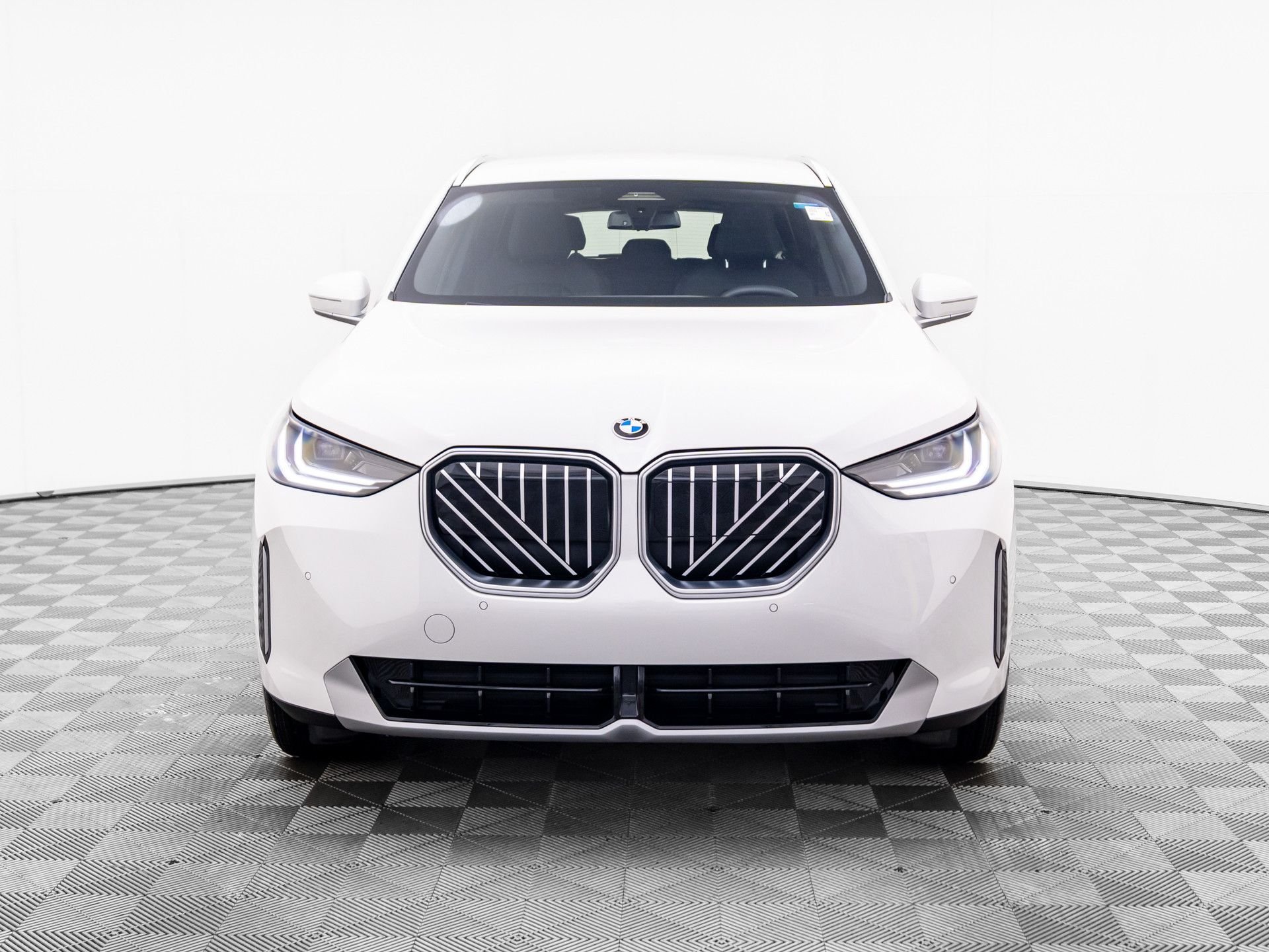 Certified Used 2026 Alpine White BMW 30 xDrive image 8