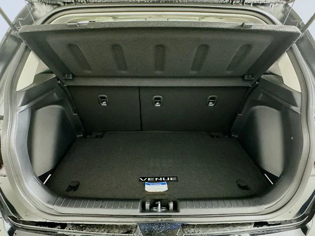 New 2026 Hyundai VENUE SEL