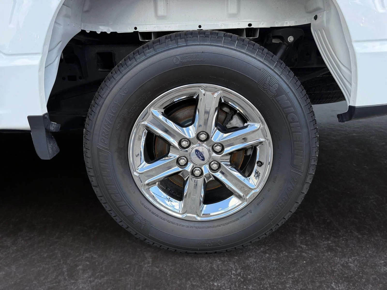 Used 2024 Oxford White Ford XLT image 15