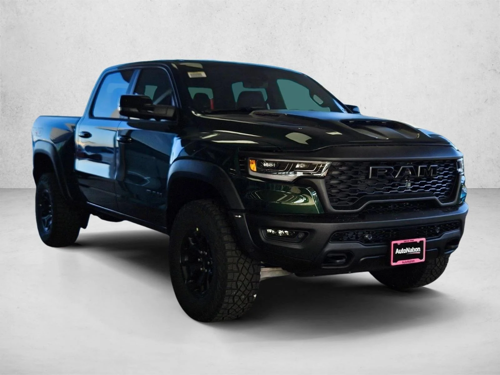 New 2026 Serrano-Green Metallic Exterior Paint RAM RHO image 7