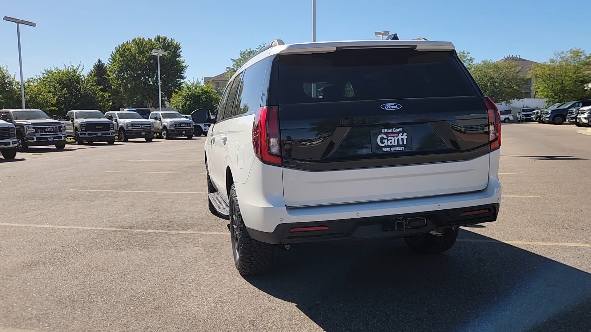 New 2027 Star White Metallic Tri-Coat Ford Tremor image 18