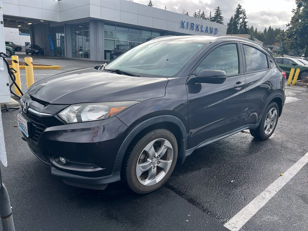 Used 2017 Mulberry Metallic Honda EX-L image 1
