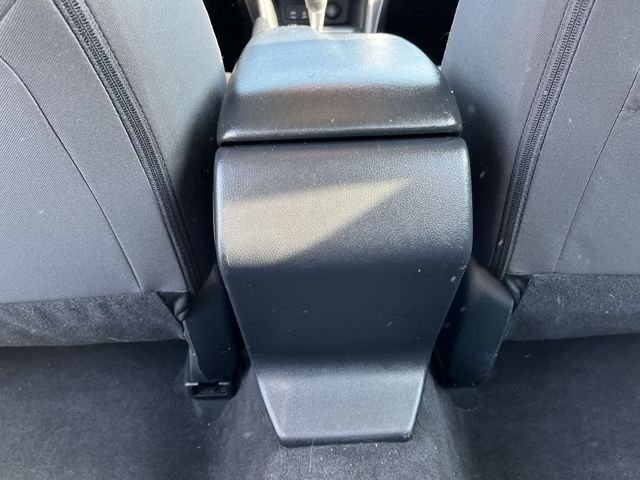 Used 2023 White Subaru Base image 23
