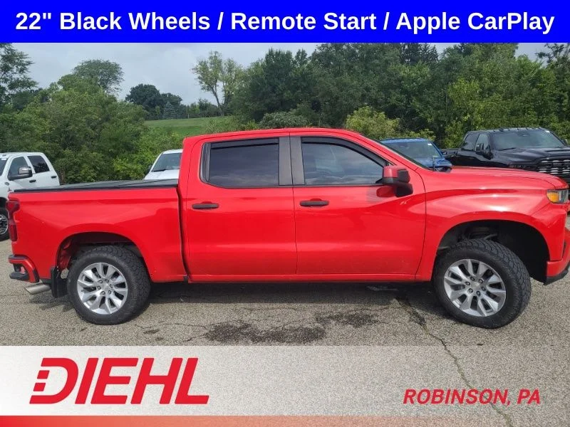 Used 2019 Red Chevrolet Custom image 6