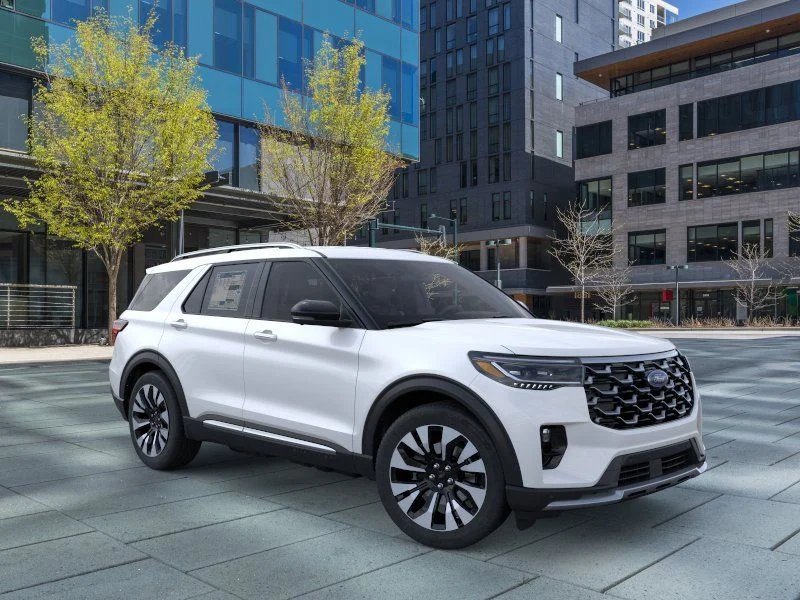 New 2026 Star White Metallic Tri-Coat Ford Platinum™ image 7