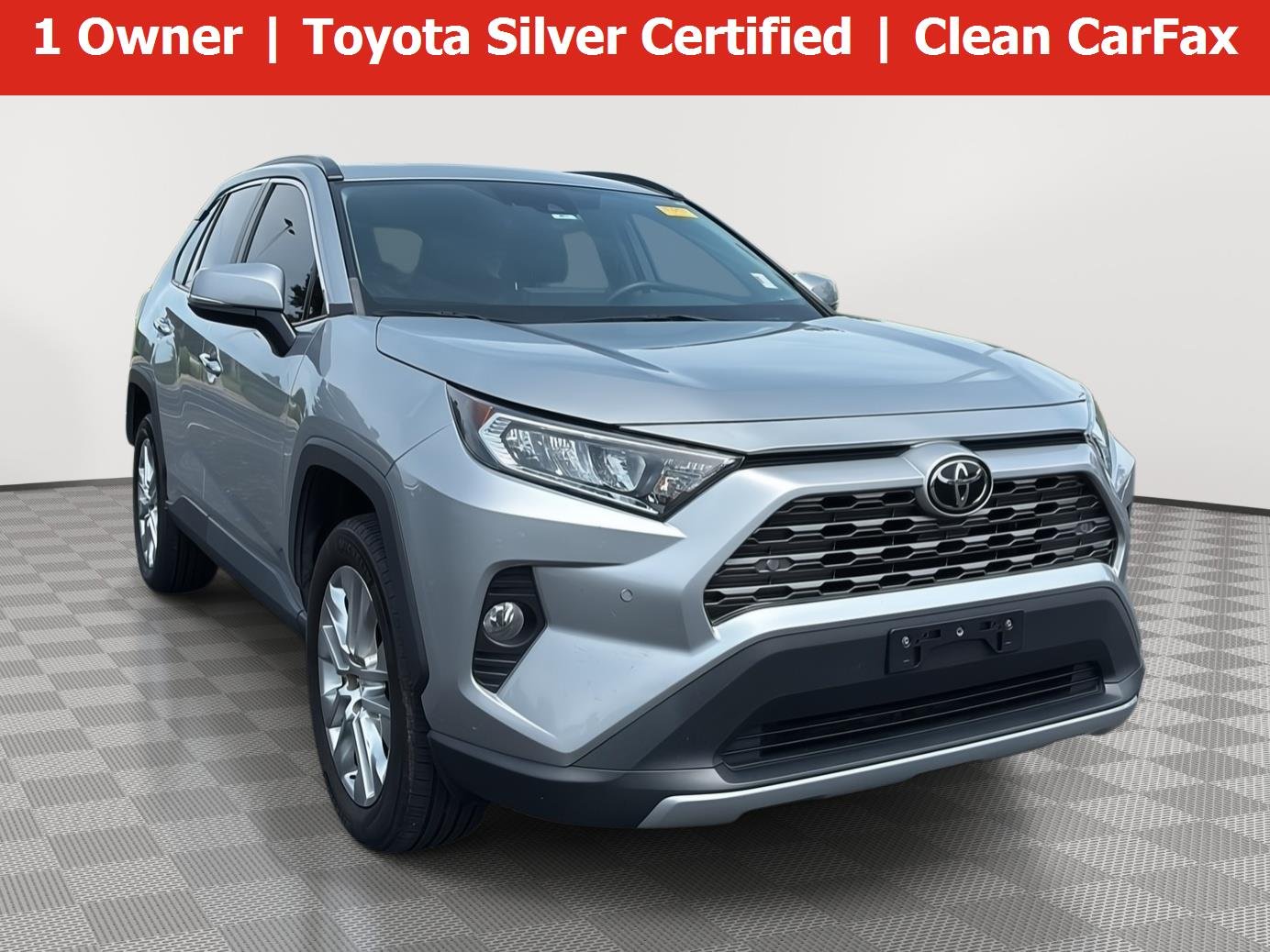 Used 2019 Silver Sky Metallic Toyota Limited image 1