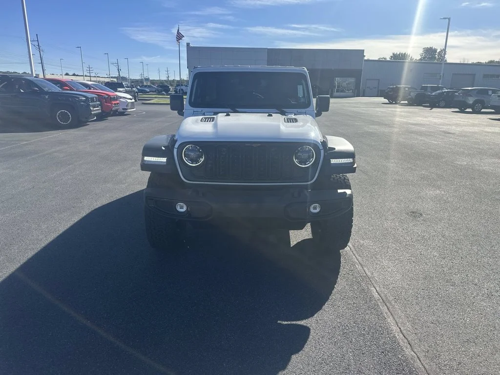 New 2027 Bright White Clear-Coat Exterior Paint Jeep Willys image 3