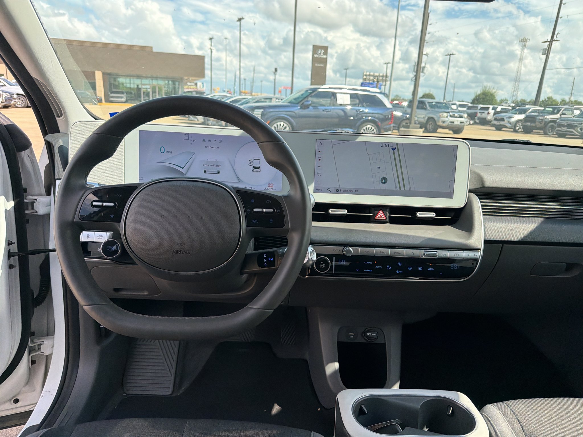 Certified Used 2024 Atlas White Hyundai SEL image 25