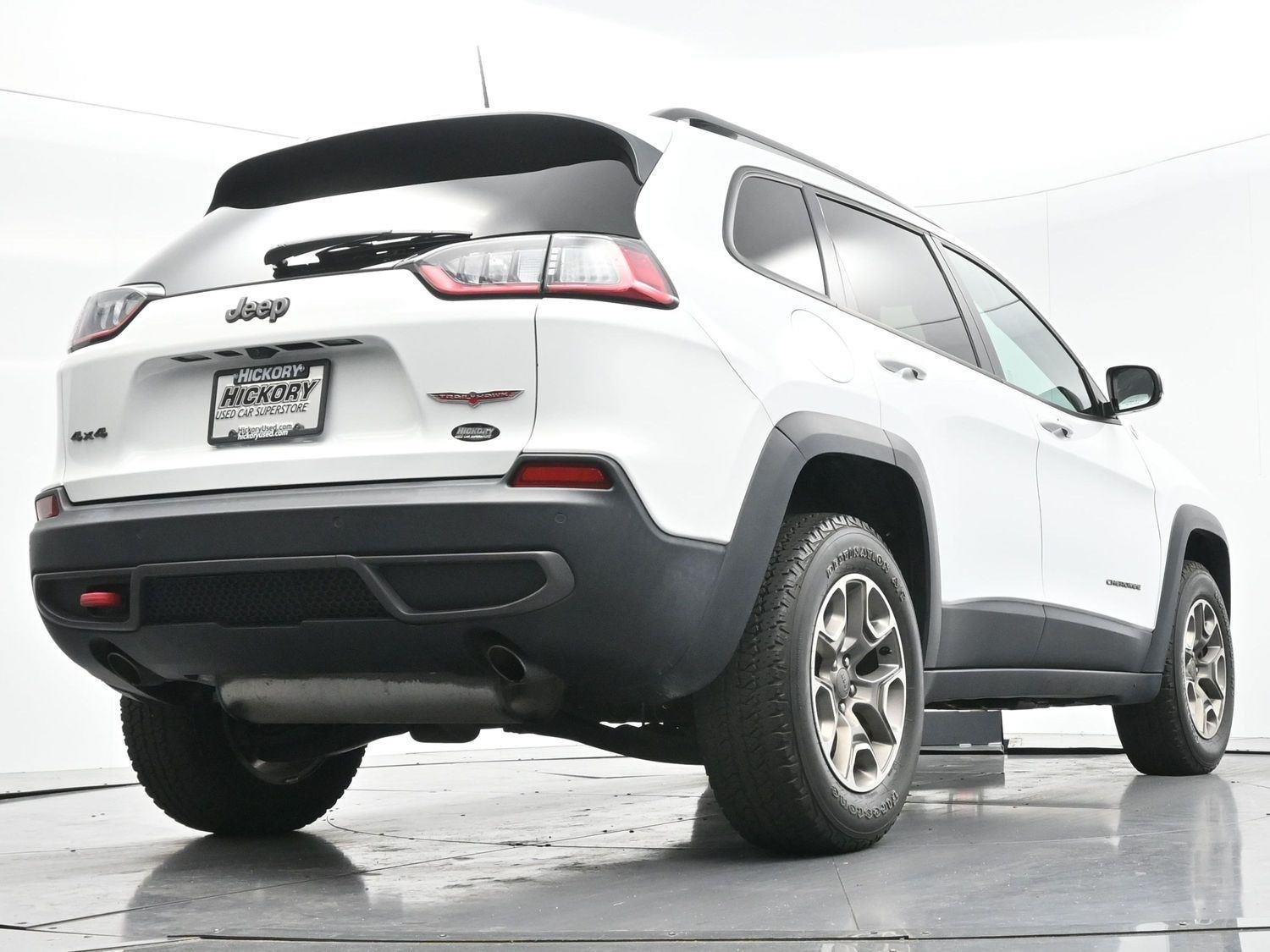 Used 2022 Bright White Clearcoat Jeep Trailhawk image 52