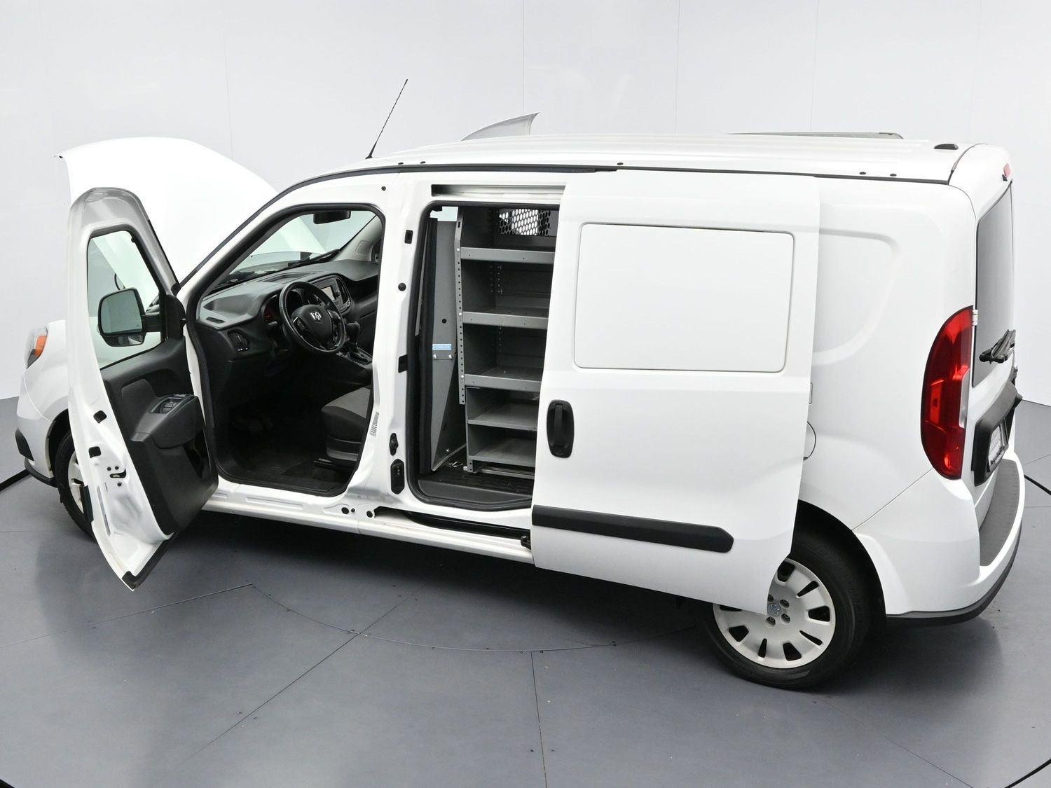 Used 2018 Bright White Ram Tradesman SLT image 39