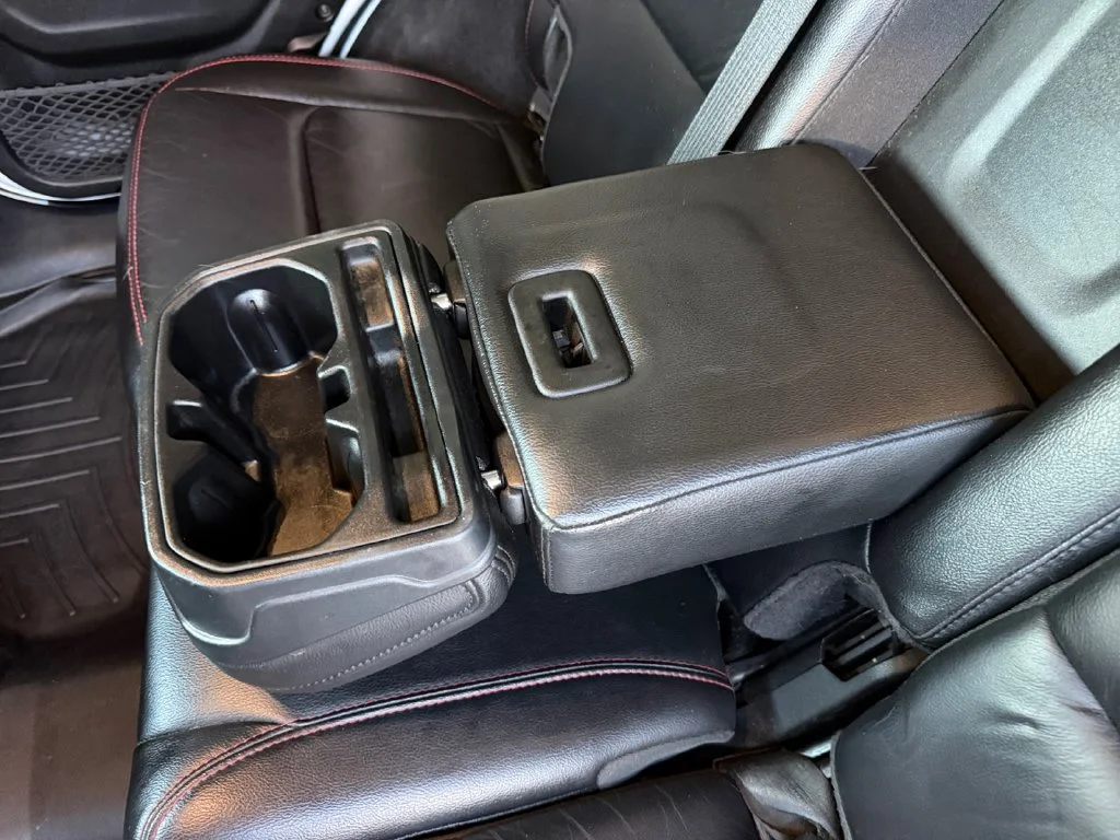 Used 2020 White Jeep Unlimited Rubicon image 27
