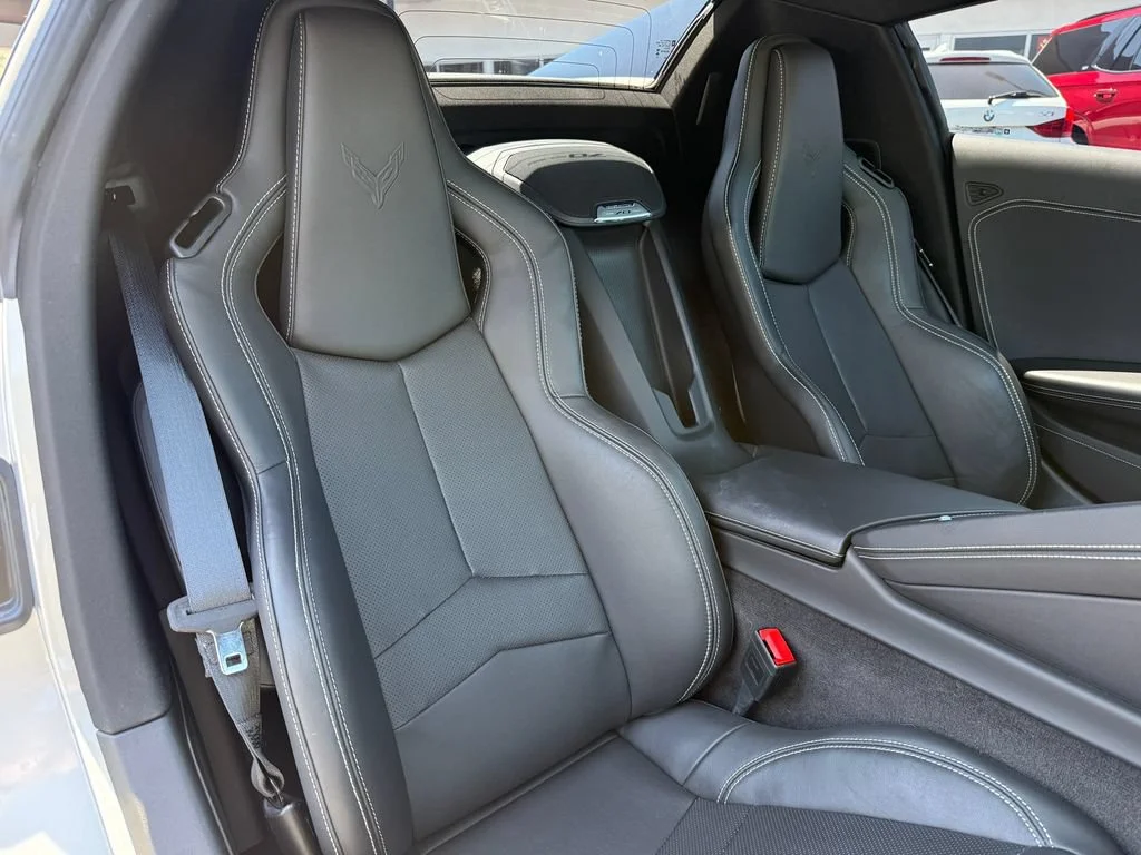 Used 2023 SILVER FLARE METALLIC Chevrolet 1LT image 22