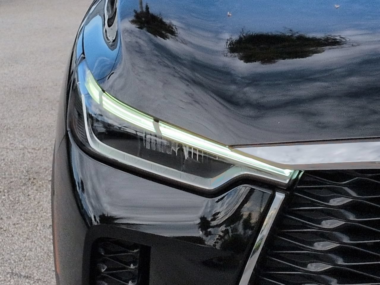 Used 2025 Mineral INFINITI AUTOGRAPH image 9