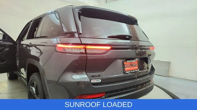 Used 2024 Gray Jeep Altitude X image 19