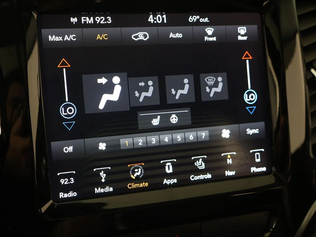 Used 2019 Gray Jeep Limited image 48