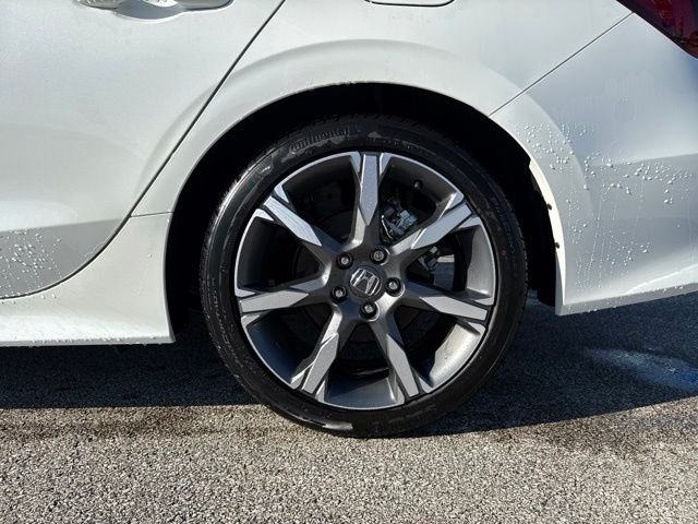 New 2026 Platinum White Pearl Honda Sport Touring image 9
