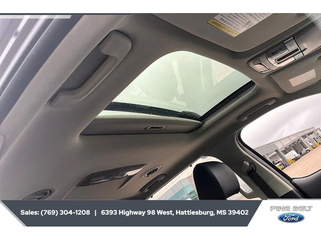 Used 2024 Ebony Black Kia EX image 16