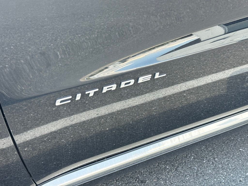 Used 2023 Black Dodge Citadel image 4