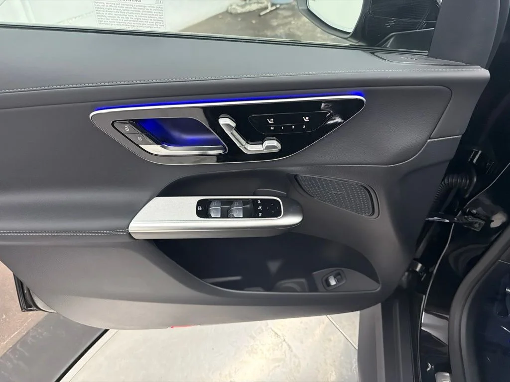 New 2026 Black Mercedes-Benz GLC 300 image 16
