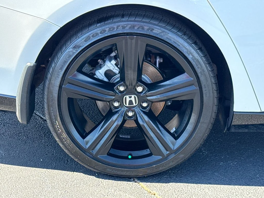 Used 2025 White Honda Sport-L image 17