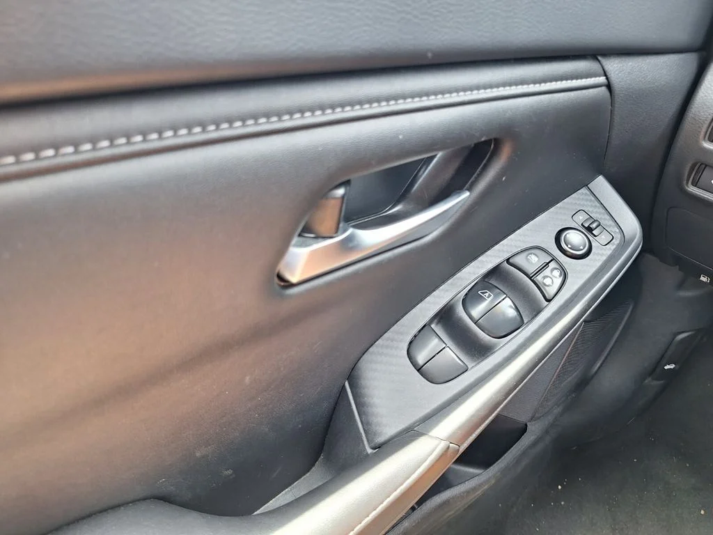 Used 2025 Black Nissan SV image 20