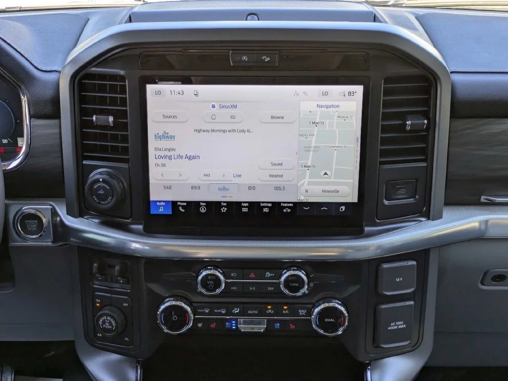 New 2026 Oxford White Ford Lariat image 18