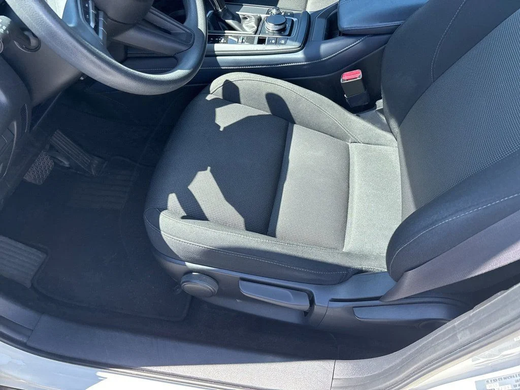 Used 2020 Snowflake White Pearl Mazda S image 13
