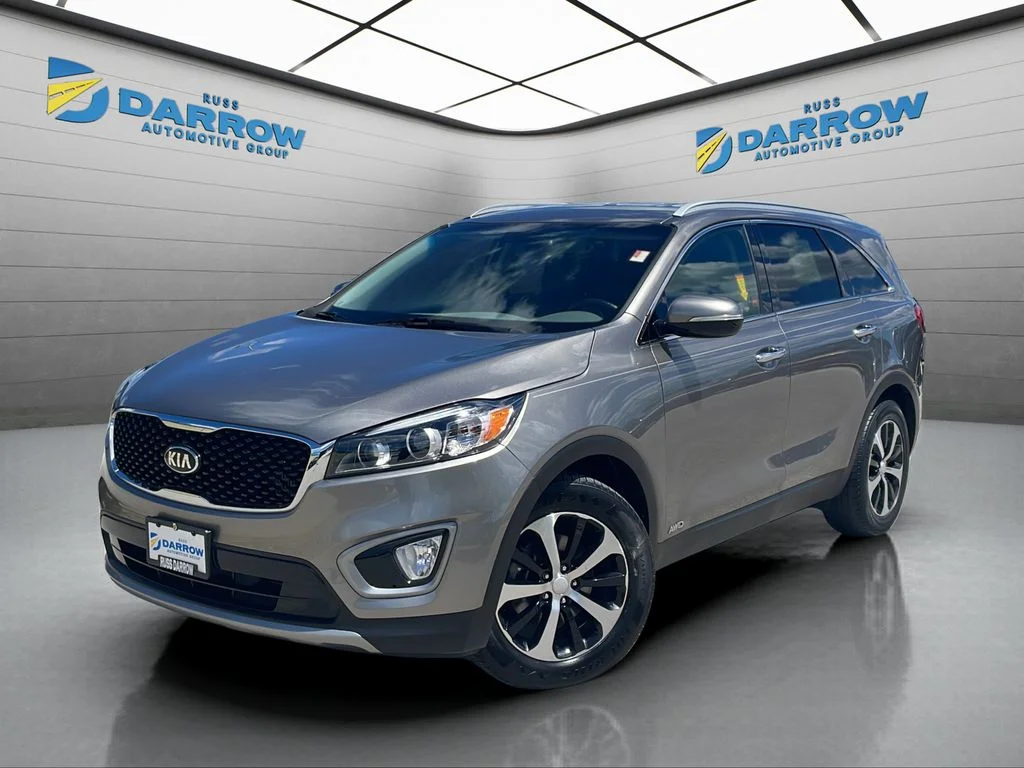 Used 2016 Silver Kia EX image 1