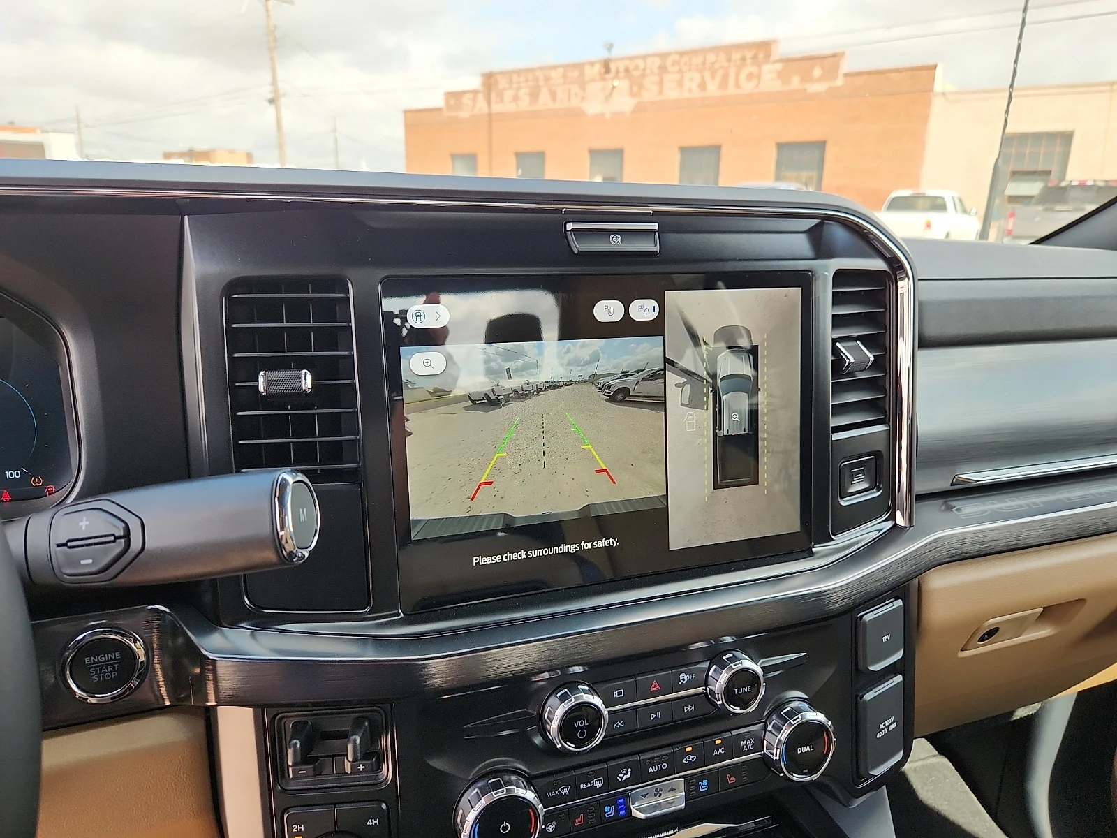 New 2026 Oxford White Ford F-250® Lariat® image 23