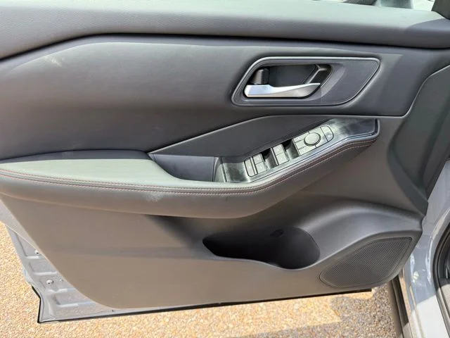 New 2026 Boulder Gray Pearl Nissan Rock Creek® image 17