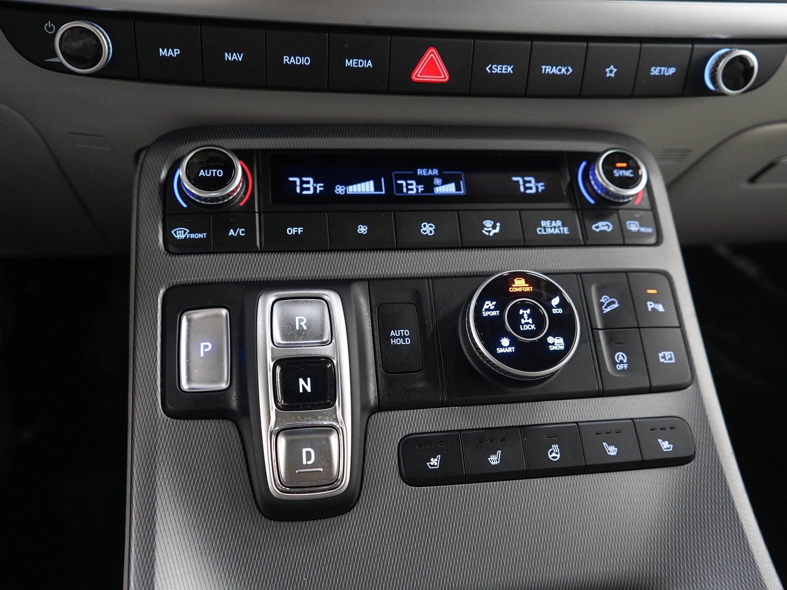 2024 Hyundai Palisade Limited - Photo 24