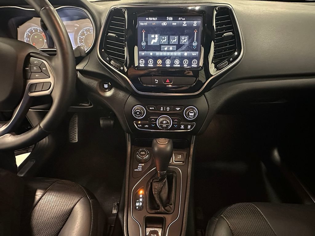 Used 2019  Jeep High Altitude image 34