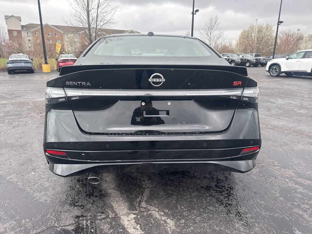 2026 Nissan Sentra SR - Photo 4