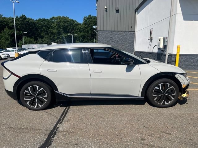 Used 2023 Glacier Kia Wind image 2