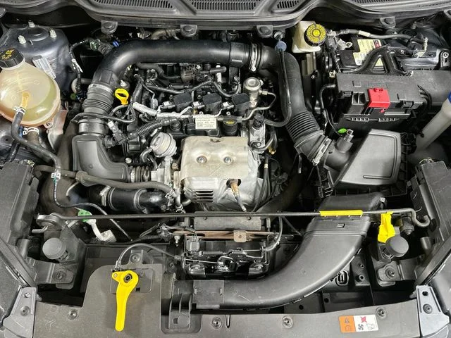 Used 2018  Ford Titanium image 20
