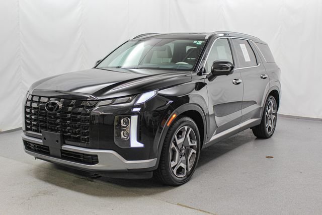 Used 2024 Black Hyundai Limited image 5