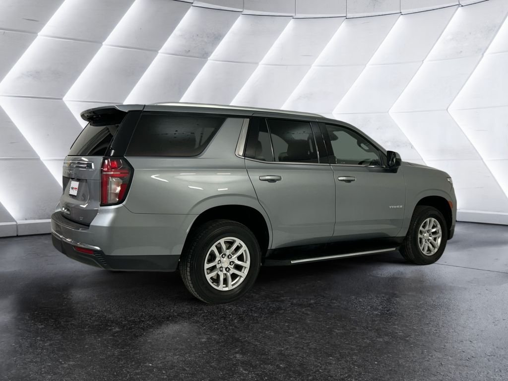 Used 2024 Gray Chevrolet LT image 4
