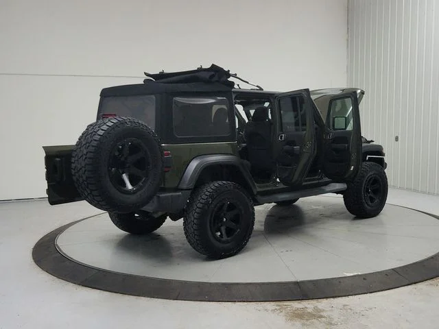 Used 2020 Green Jeep Unlimited Sport S image 16