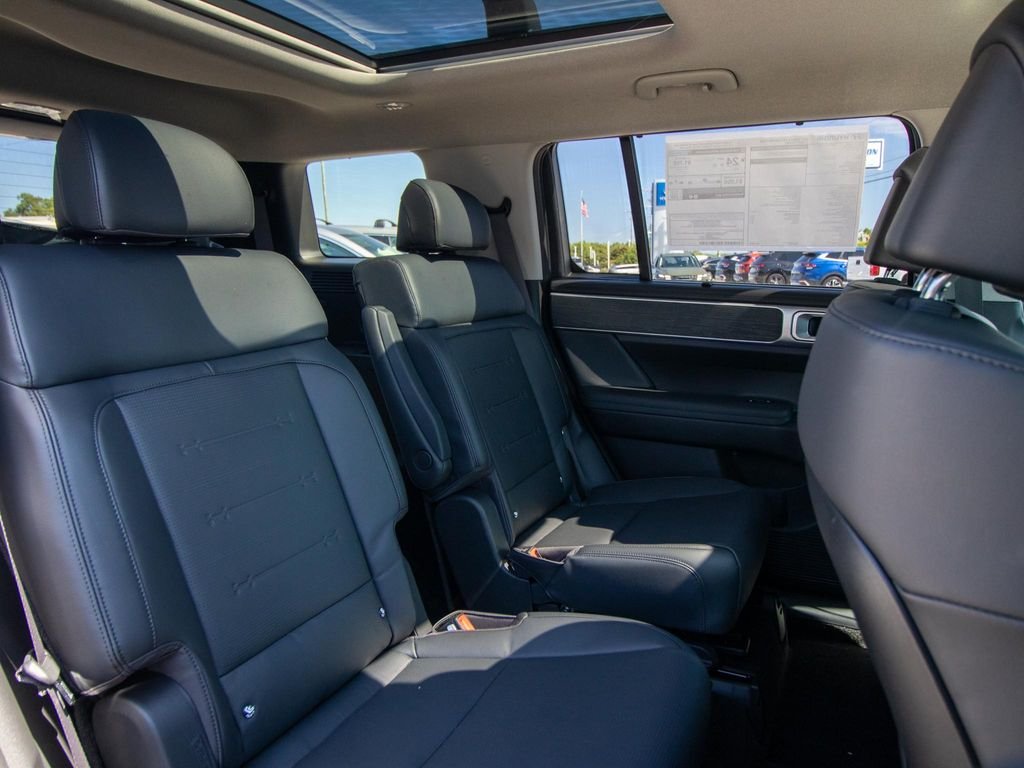 New 2027 Gray Hyundai Limited image 32