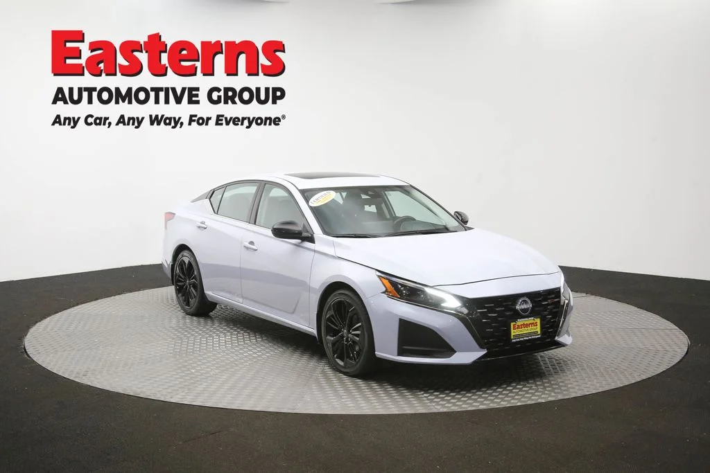 Used 2023 Gray Nissan 2.5 SR image 51