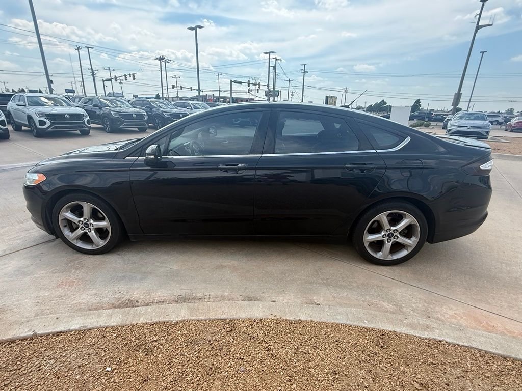 Used 2016 Black Ford SE image 6