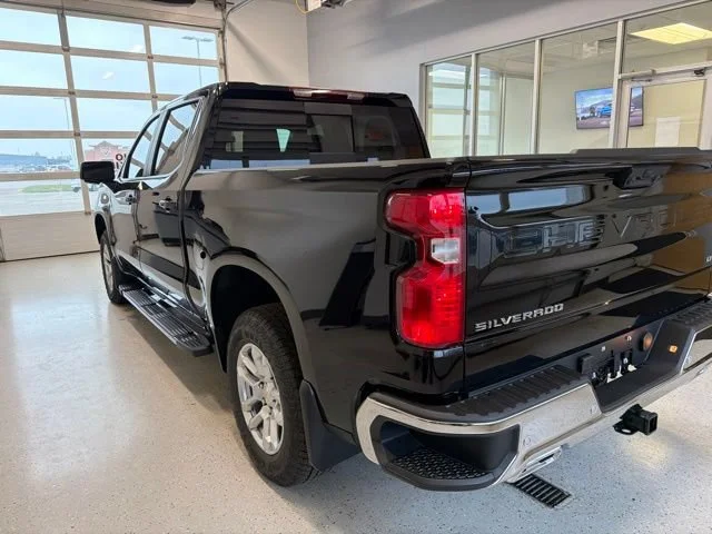 2026 Chevrolet Silverado 1500 LT - Photo 15