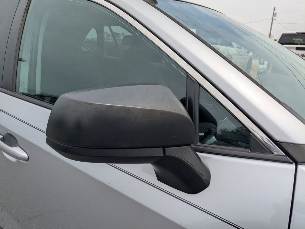 Used 2022  Toyota LE image 11