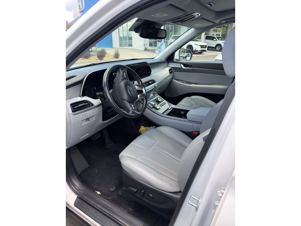 Used 2022 HYPER WHITE Hyundai SEL image 1