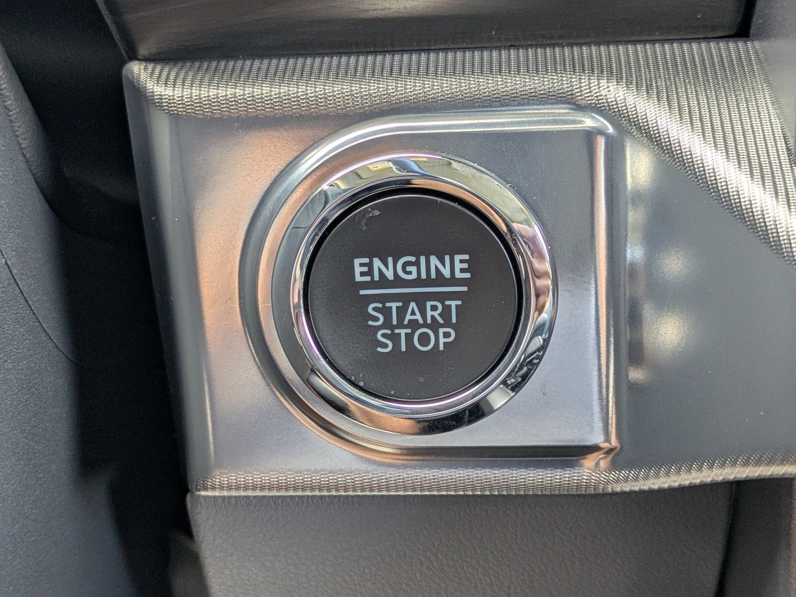 Used 2025 Silver Ford LARIAT image 26