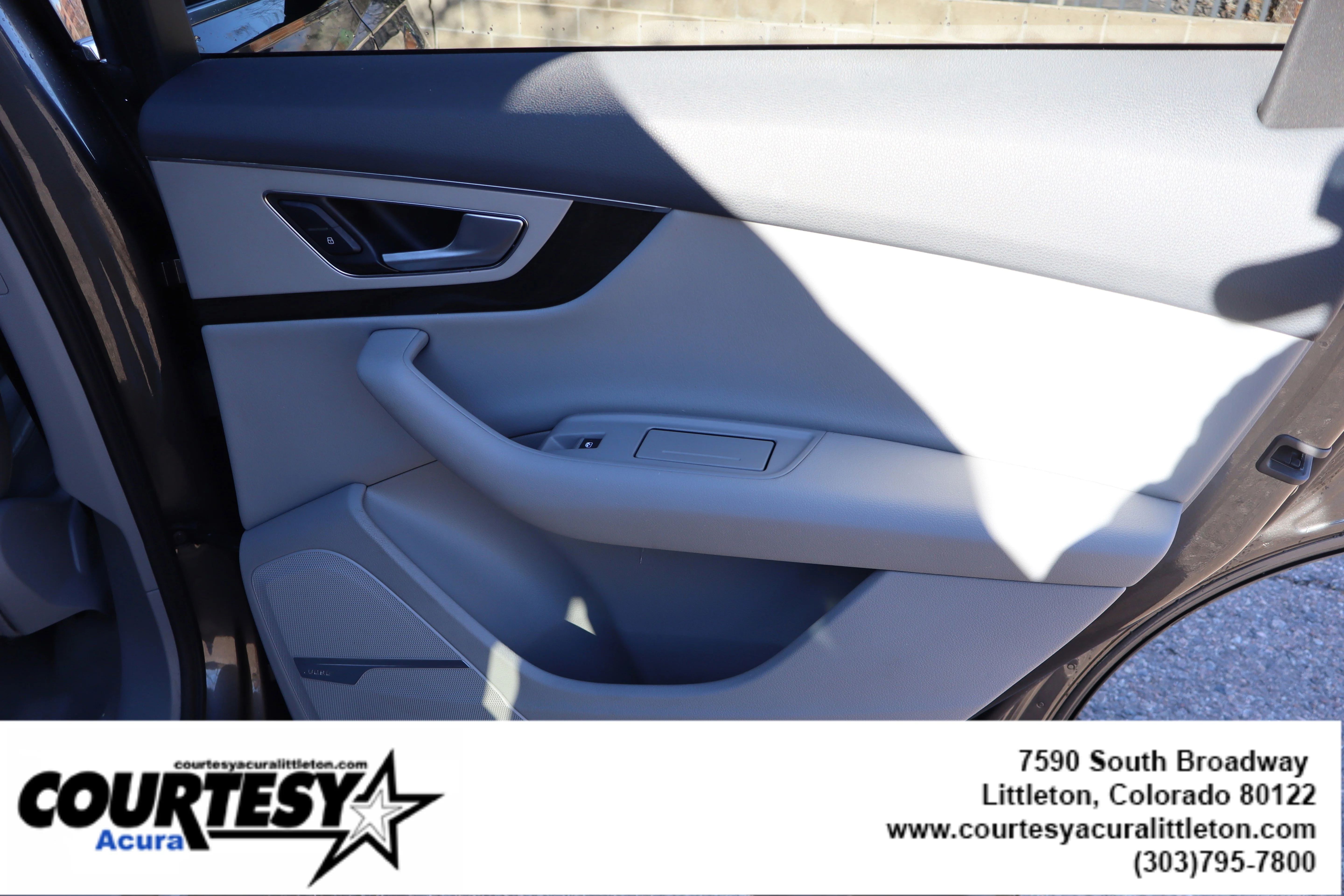 Used 2019 Gray Audi  image 33